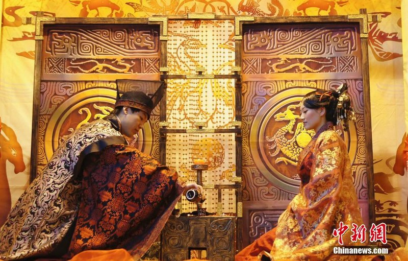 중국 전통 결혼식 선호하는 예비 신랑신부 증가_1
