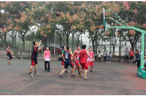 江苏师范大学城建学部2014年研究生篮球迎新