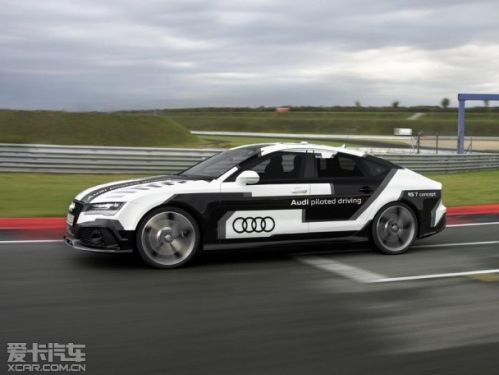 奥迪自动驾驶技术征服德国霍根海姆赛道_赛事