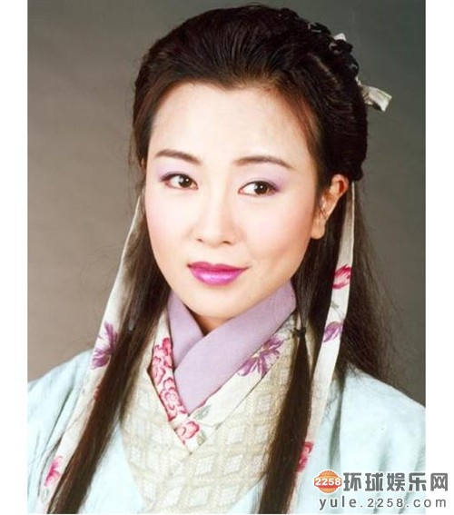 娱乐资讯 >> 正文 香港演员袁洁莹是上世纪80年代开心少女组成员之一