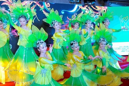 2015中国儿童慈善集爱之夜公益晚会在京举行
