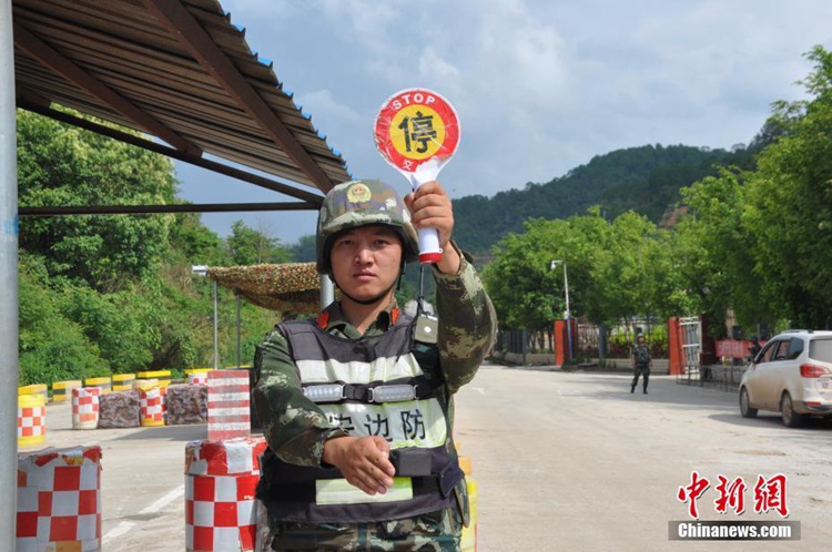 중국-미얀마 국경검문소 대원들의 ‘마약 탐지법’, 그들이 사용하는 장비는?_1