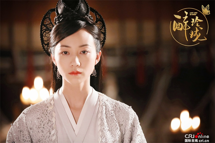 Образ актрисы Хань Сюе в новом телесериале «Любовь, потерянная во времени»_1